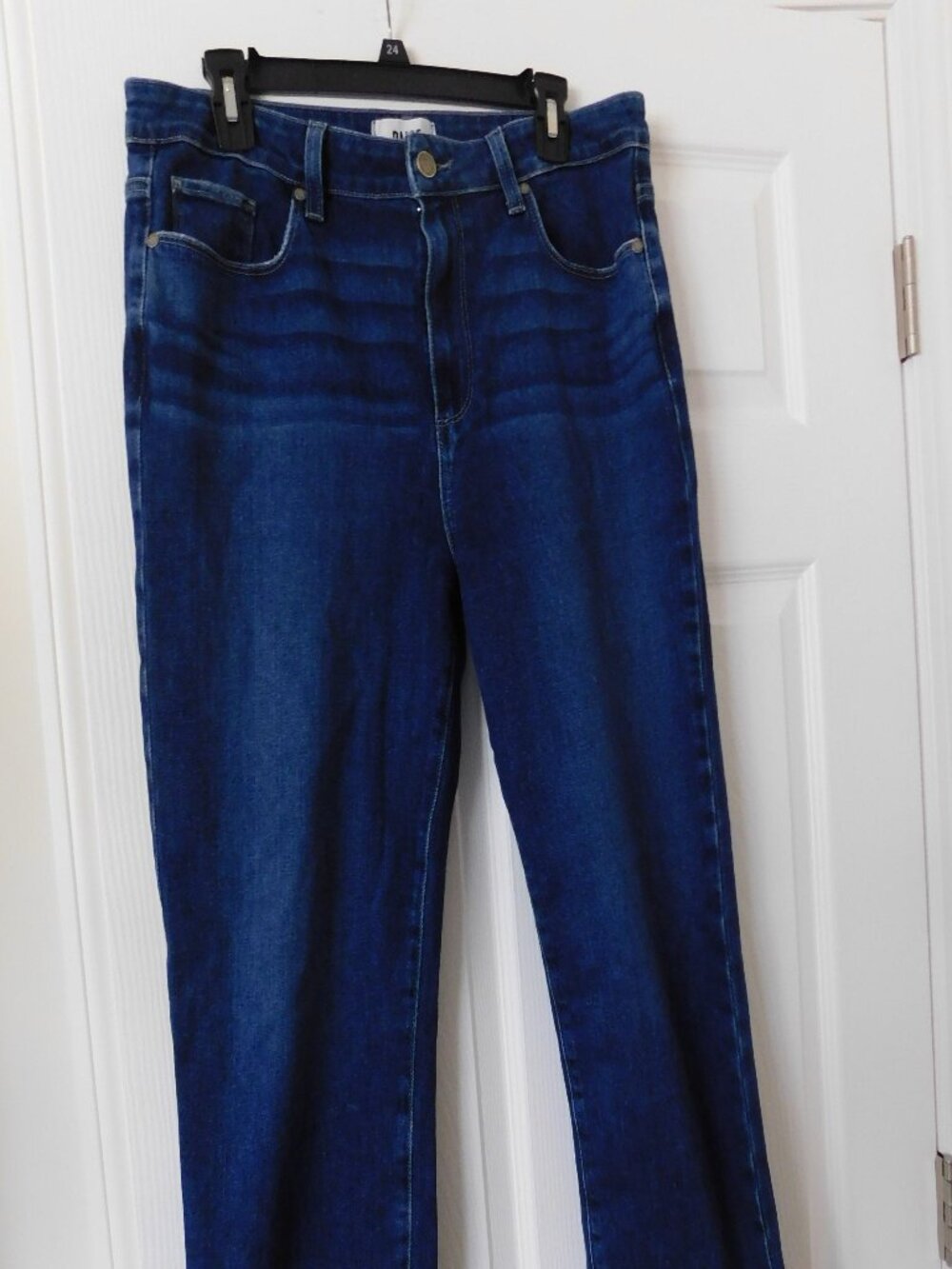 PAGE Cropped Jeans Dark Medium Wash
